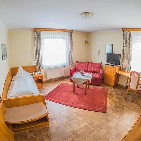 Hotell Cebulj 3*