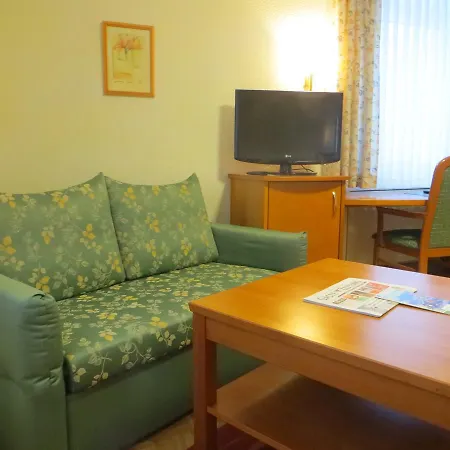Cebulj Hotell 3*
