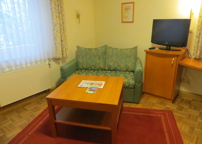 Cebulj Hotel 3*